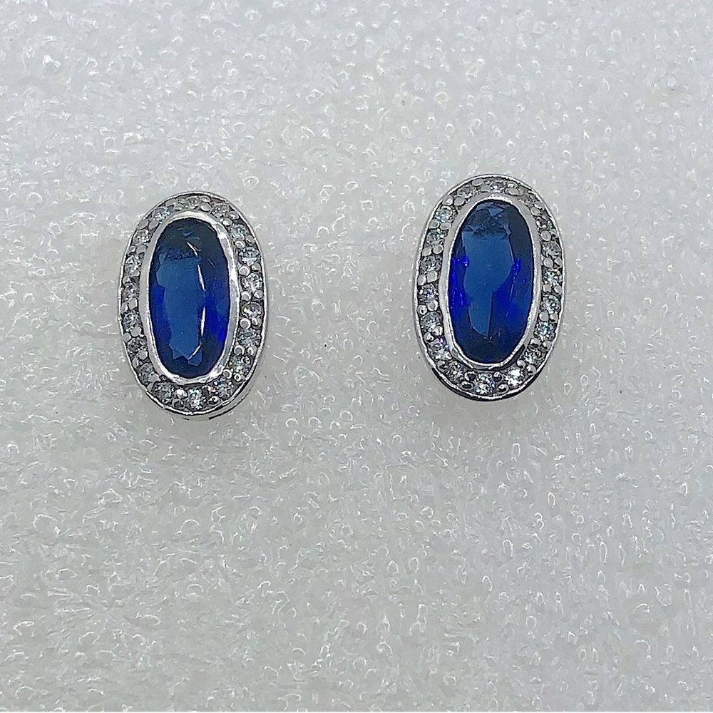 Vtg Sterling Silver Oval Blue & White Cz Halo Stud Earrings .6” x .4”